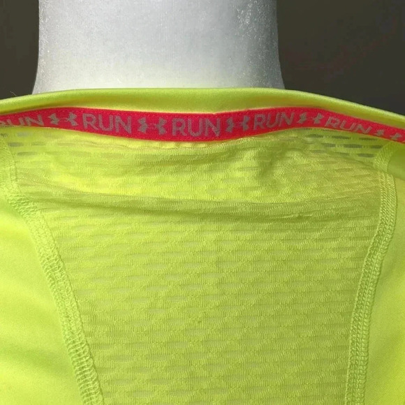 Under Armour Neon Running Shirt - Picture 9 of 9